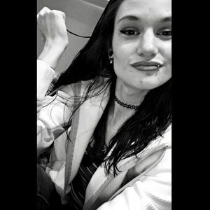 Meet your Posher, Alaina